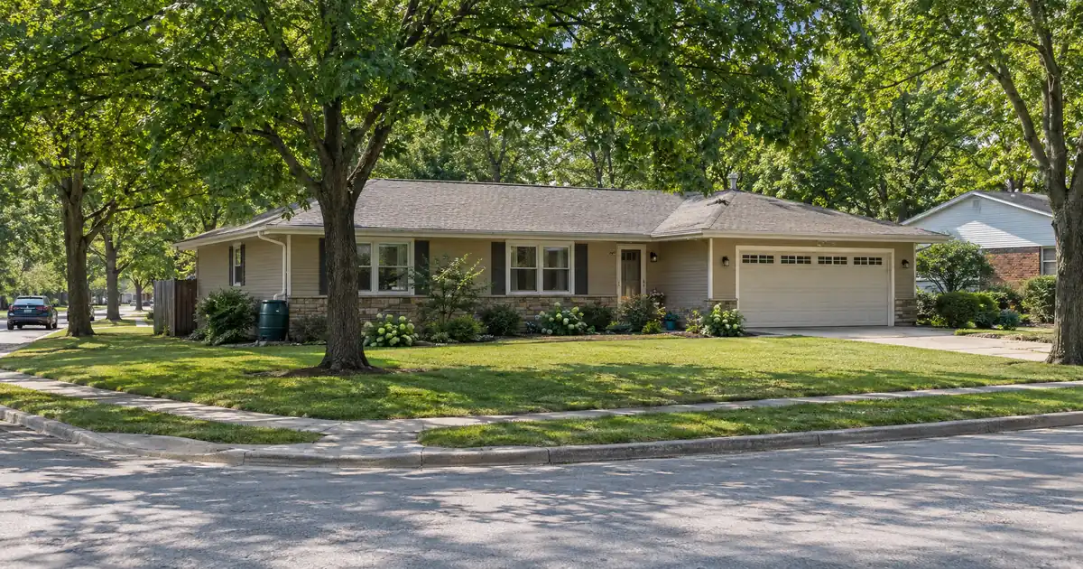 Can a W-2 and Self-Employed Couple Buy a Rental on a DSCR Loan?