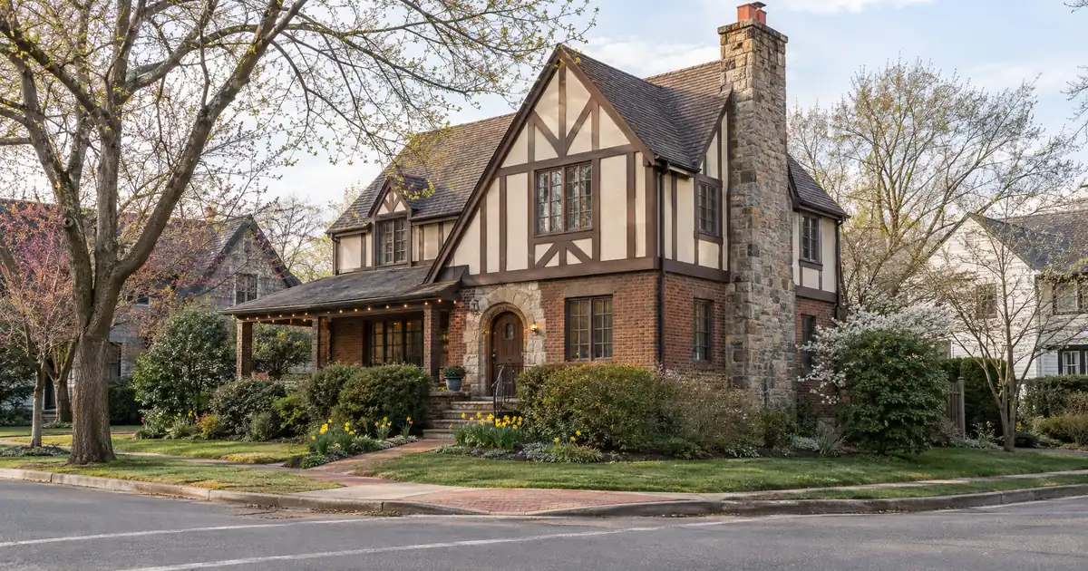 How a DSCR Lender Reads Guarantors Past Ten Financed Properties