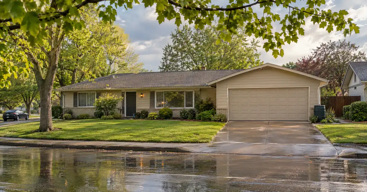 Can an Equity-Rich Landlord Use a Second Lien Instead of DSCR Cash-Out?