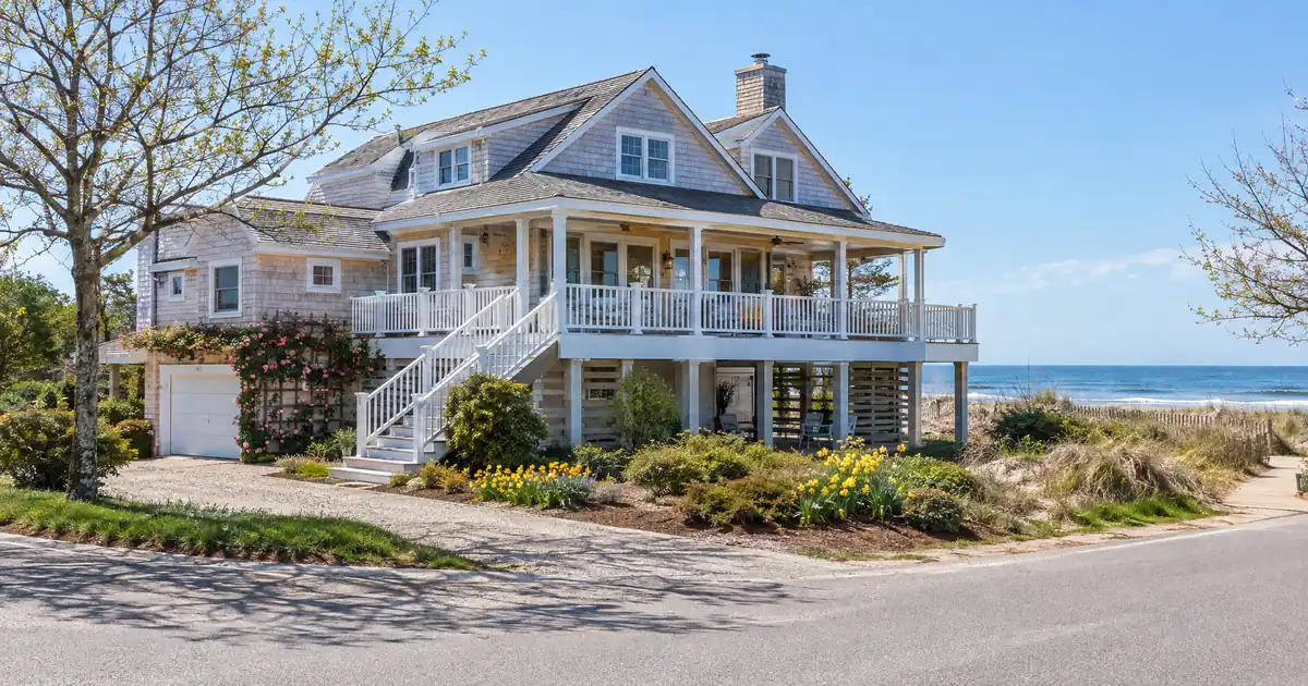 Second Home Loan vs DSCR Loan for an Airbnb