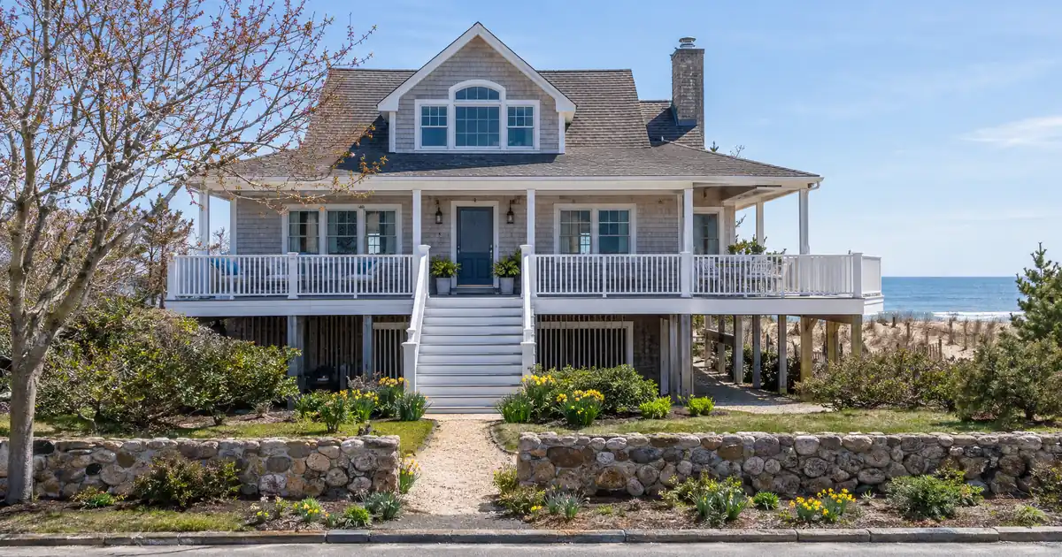 How a DSCR Lender Counts Airbnb Income From a Garage Conversion