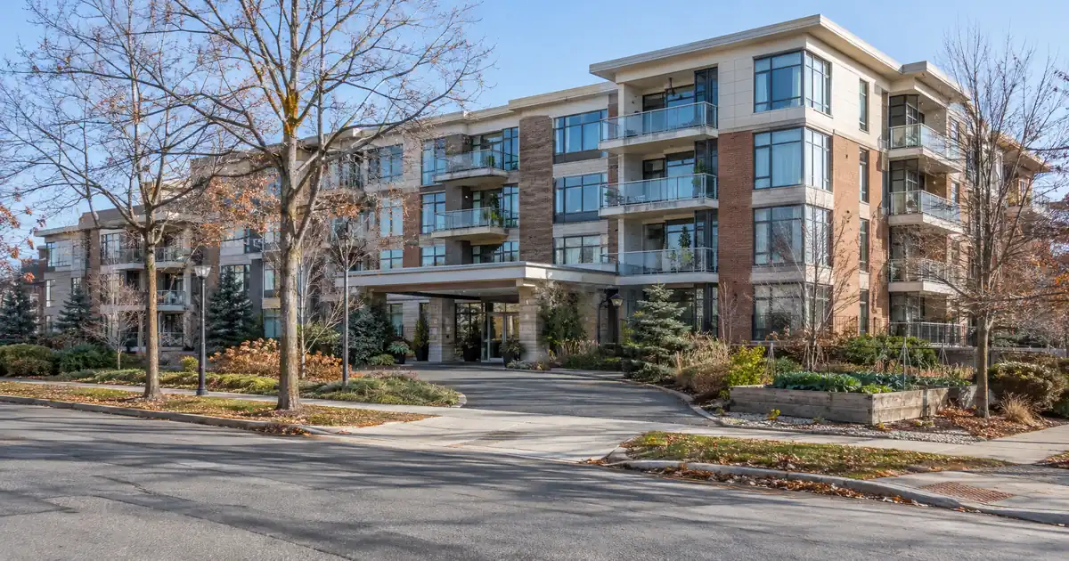 How to Insure a Short-Term Rental Condo in a Resort Building for DSCR
