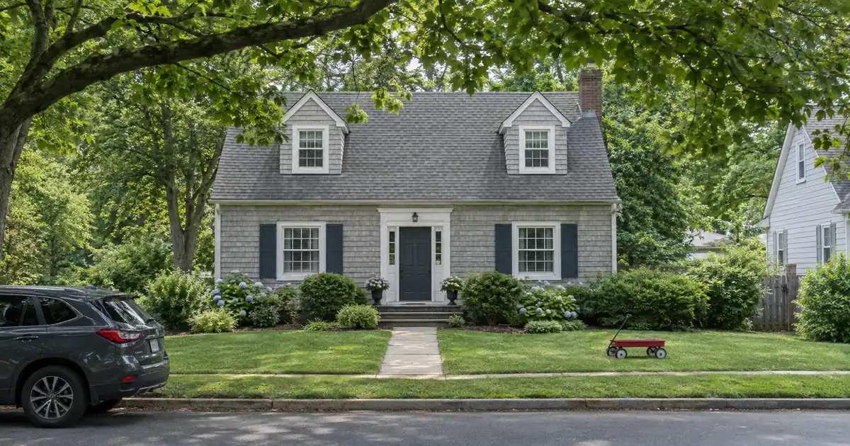 Selling a Rental vs. a DSCR Cash-Out Refinance for the Next Purchase