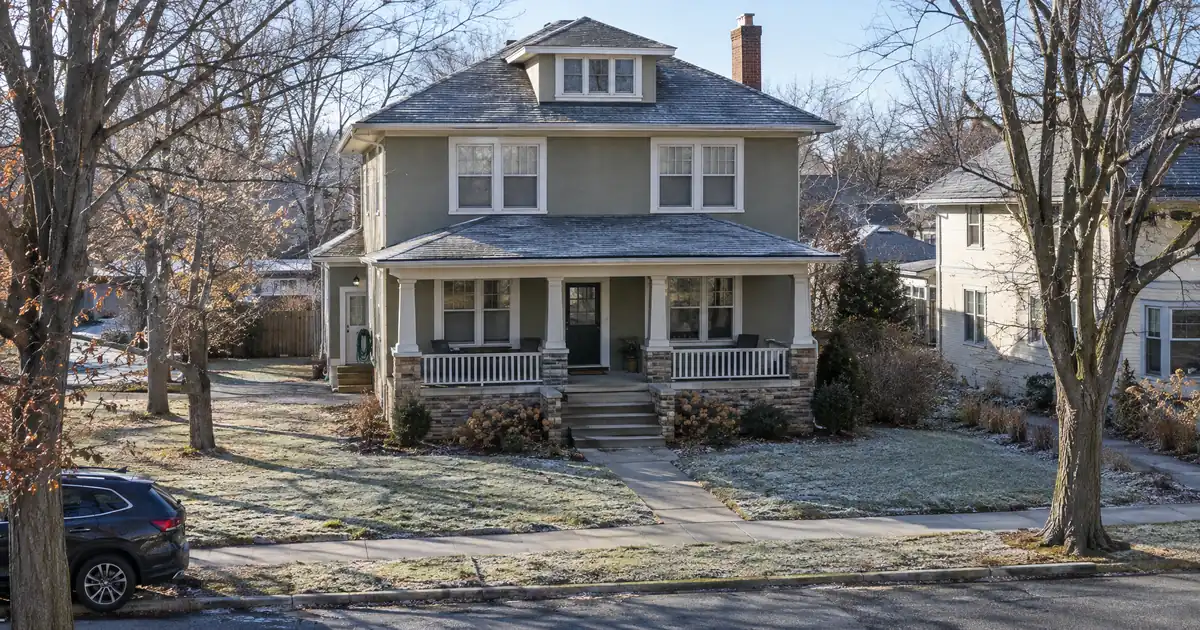 Sell vs DSCR Cash-Out Refinance for an Investor With Several Rentals