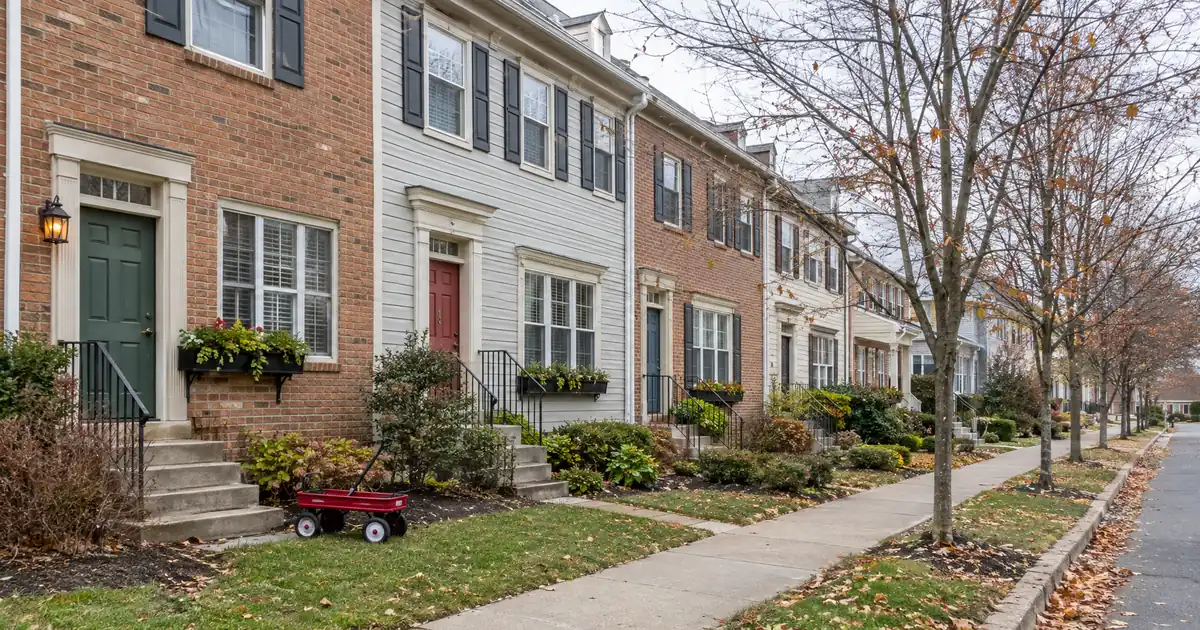 How Much a Cash-Out Refinance Frees Up Over a Locked-in First Mortgage