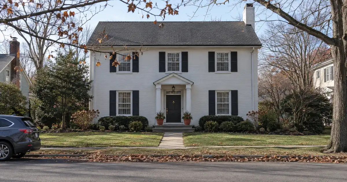 Home Equity Investment vs Cash-Out Refinance for a Landlord Keeping Control