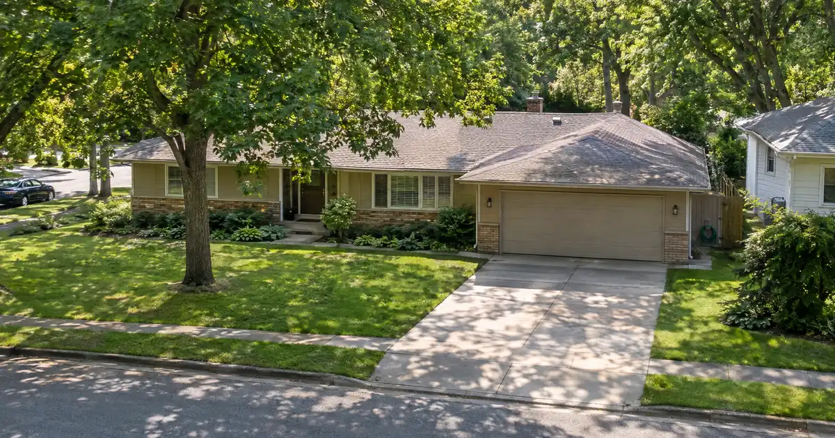 Home Equity Investment vs Bank Statement HELOC for Asset-Rich Owners