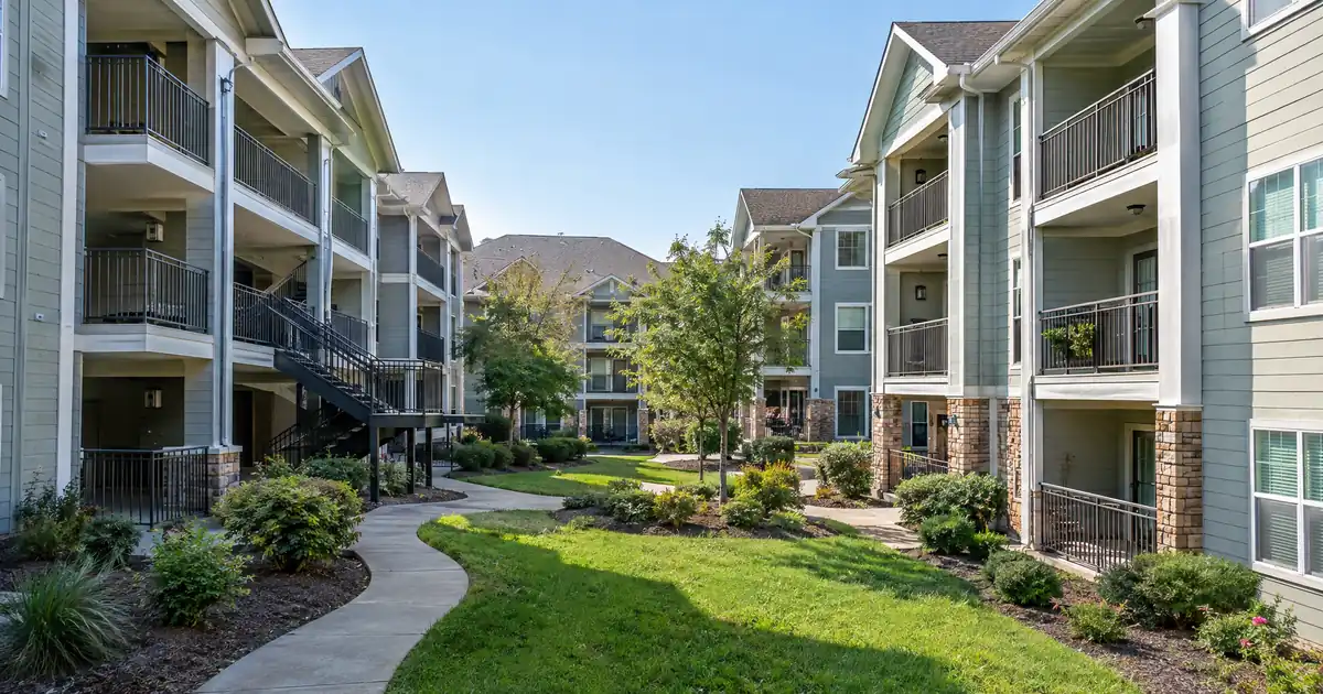 How Much Hard Money Lends on a Ten-Unit With Vacancies