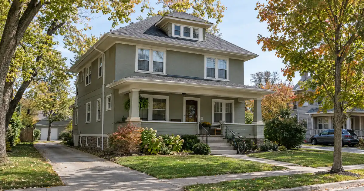 Keeping a Portfolio DSCR Loan vs Refinancing After a Servicing Transfer