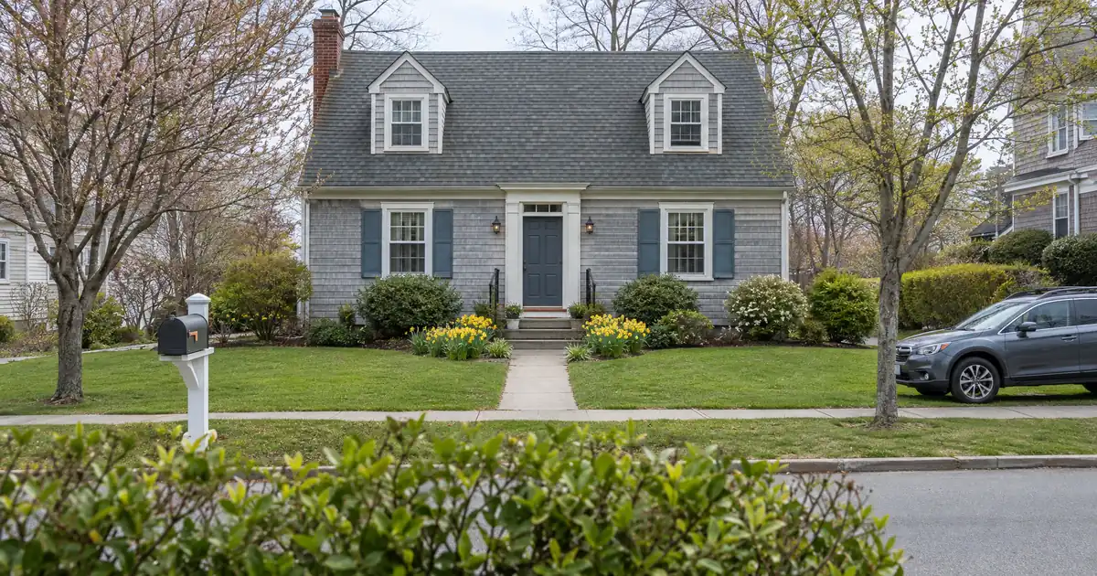 DSCR Refinance Requirements for a Home With a Locked-in First Mortgage