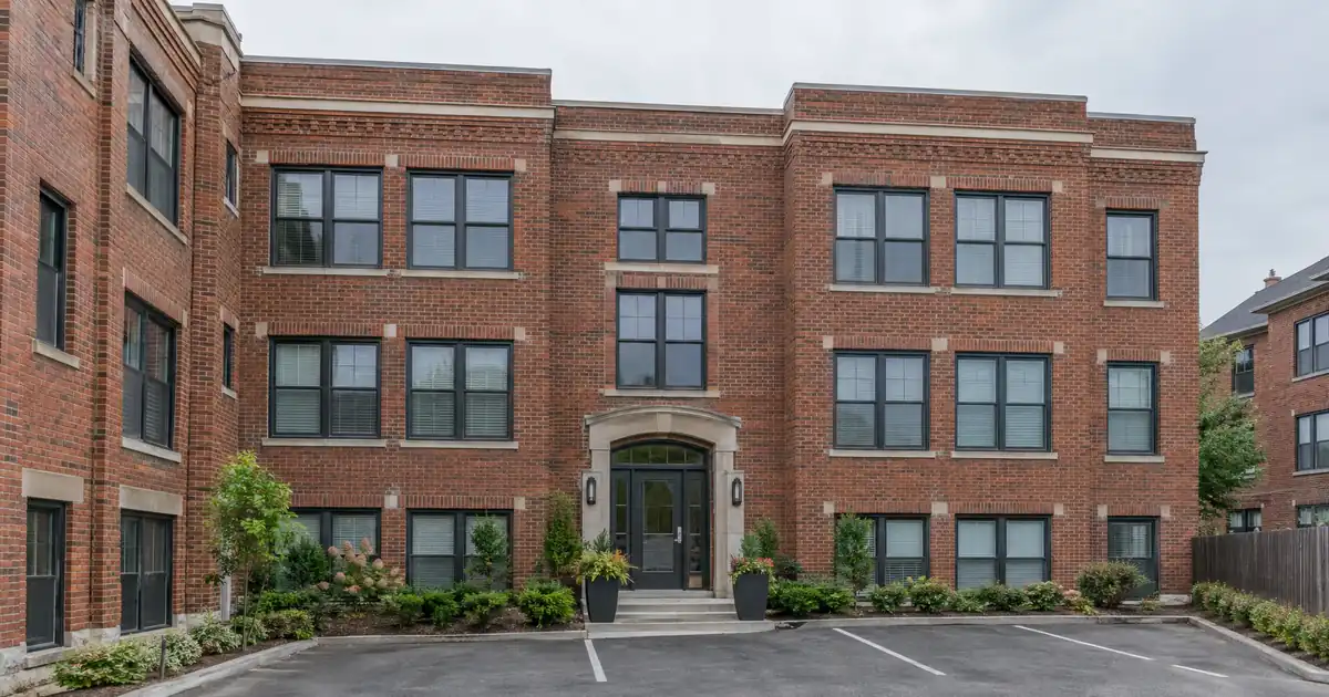 DSCR Rent Roll and Reserve Requirements When Buying a 5-Unit Building