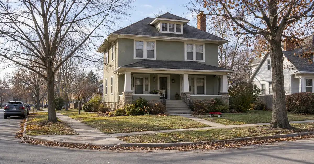Bank Statement Loan Waiting Periods After a Short Sale or Lost Home