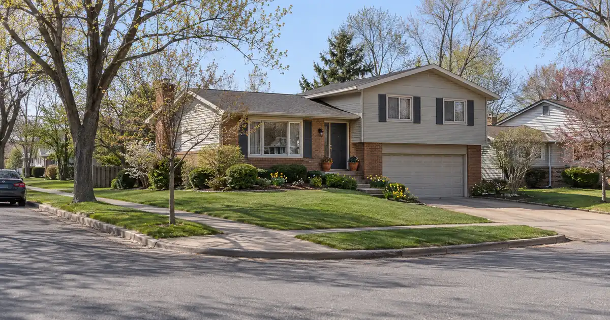 How a DSCR Lender Counts One-Time Versus Per-House Closing Costs
