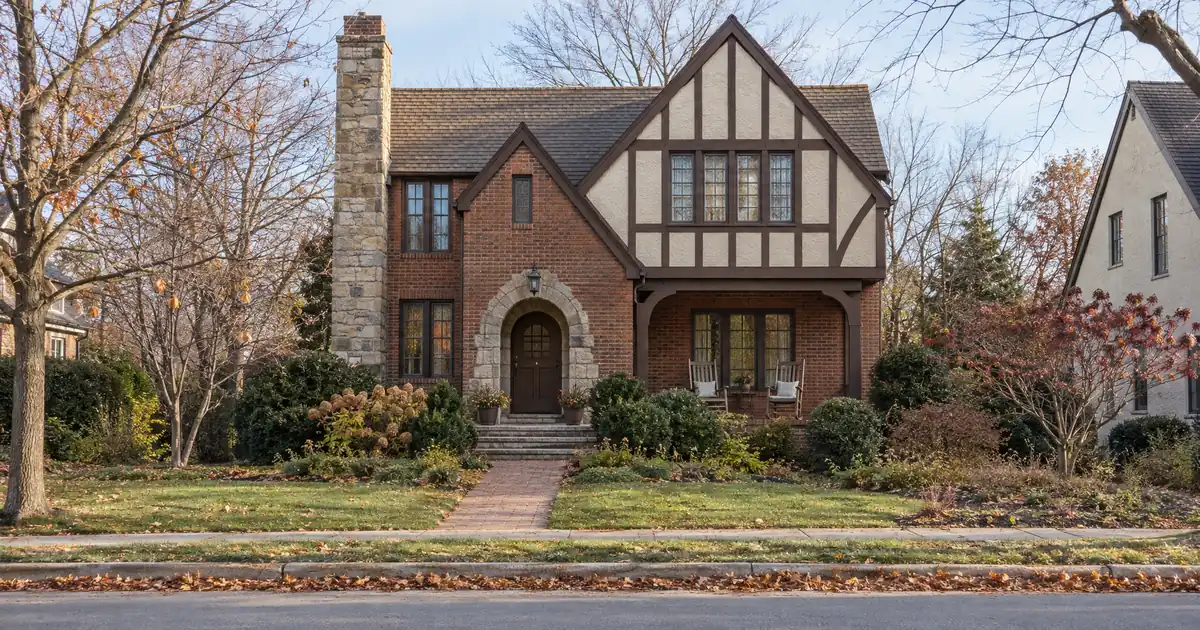 Can a Lender Take All Ten Houses in a DSCR Pool After One Default?