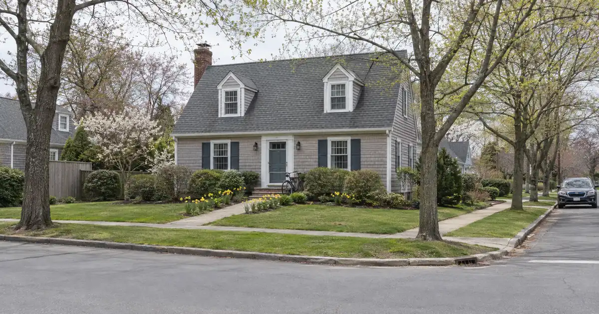 How to Time a Rent Increase Before DSCR Cash-Out on an Equity-Rich Rental