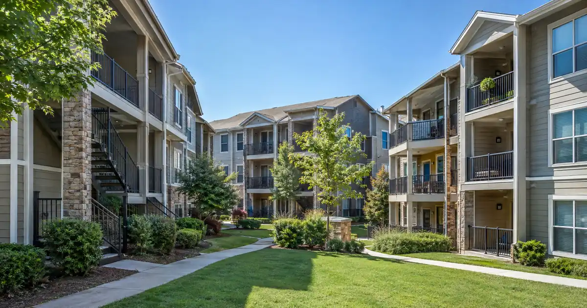 DSCR Loan Appraisal and Expense Requirements for a 10-Unit Building
