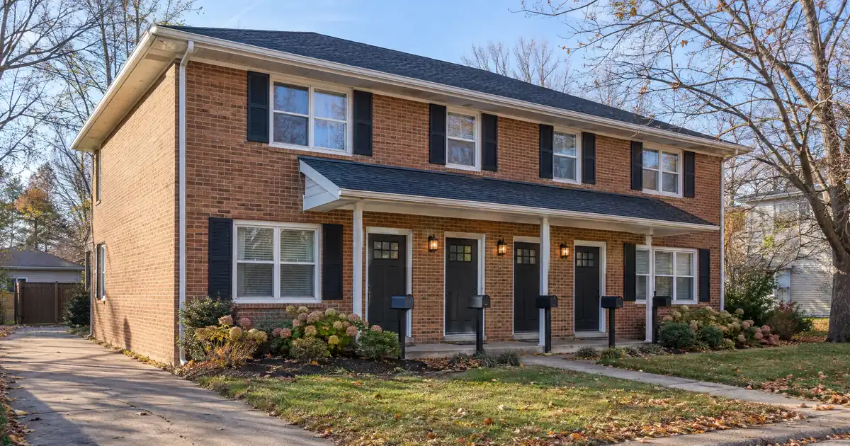 How Much More a DSCR Fourplex Asks Down and What the Investor Gets