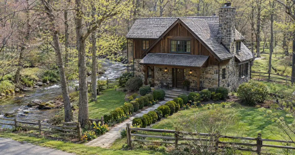 Should a Four-Cabin Operator Pool Short-Term Rentals Into One DSCR Loan?