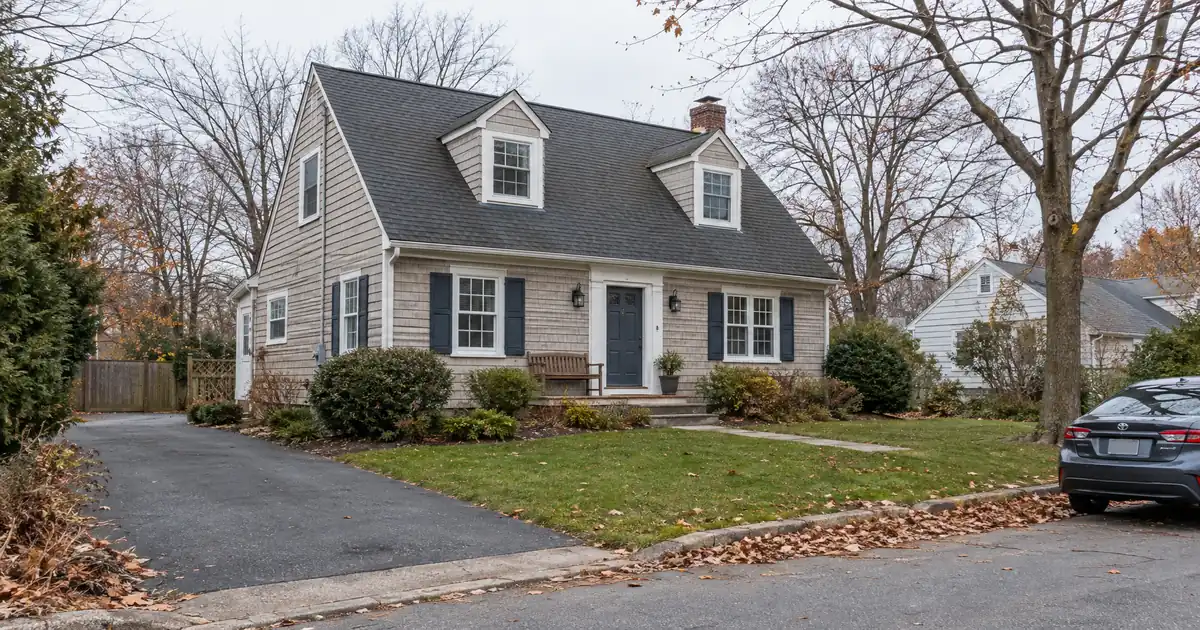 How Package Down Payments Are Sourced From a Rental HELOC
