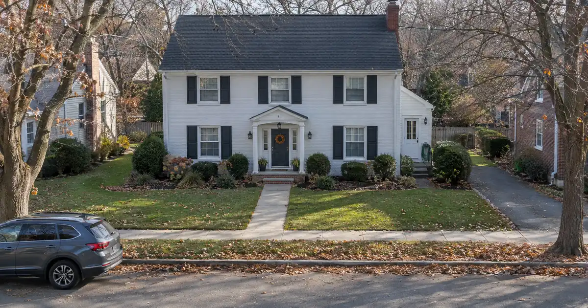 How Much a HELOC Lender Lends a W-2 Owner of a Co-Owned Home