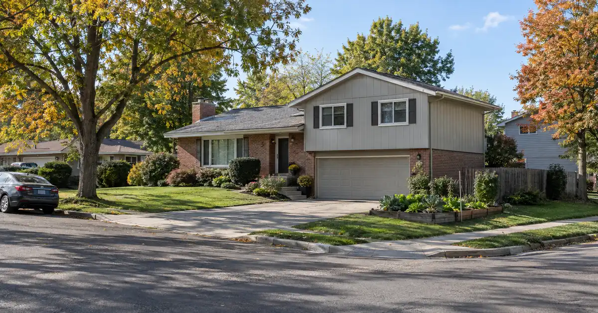 Does a Credit Score Dip Rule Out a Rental Cash-Out Refinance?