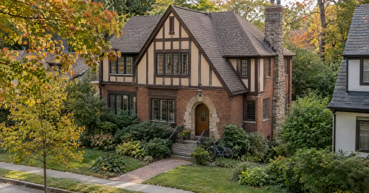 Cash-Out Refinance Requirements for Pulling Equity From a Rental
