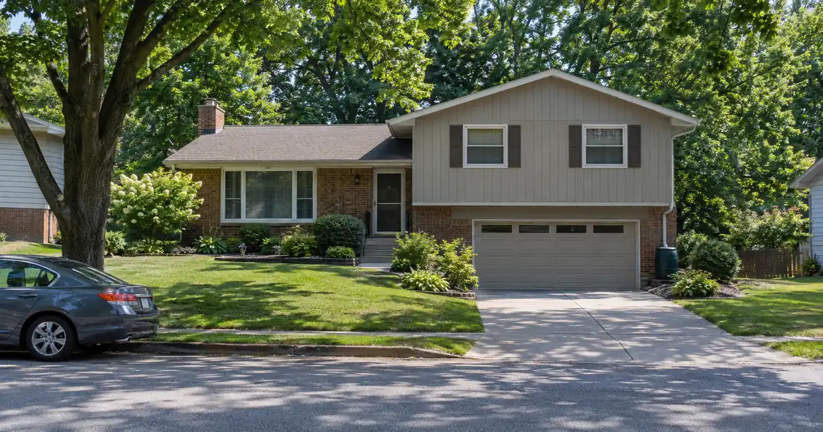 Co-Owner Buyout Cash-Out Refinance Requirements on a Rental