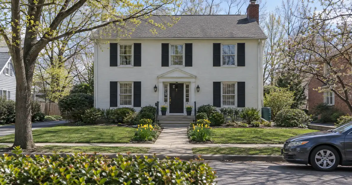 How Lenders Count a First-Time Contractor's Bank Statement Income