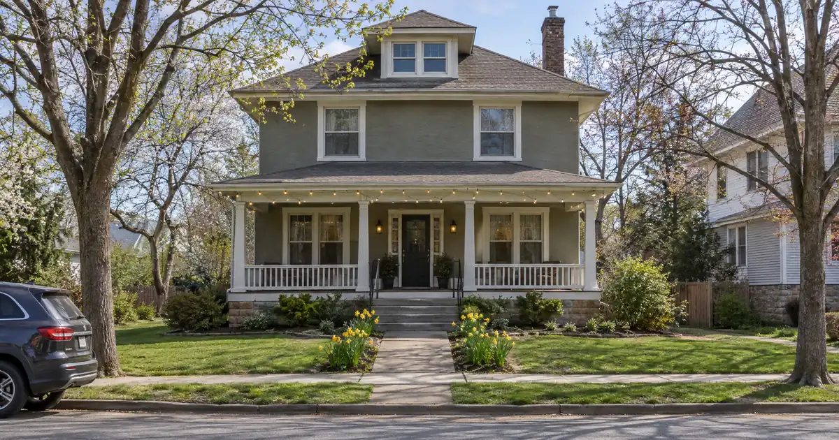 How a Lender Sizes a Self-Employed Bank Statement Mortgage