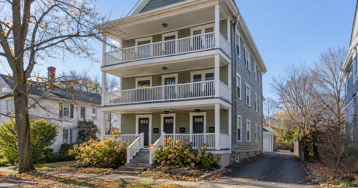 Hard Money Bridge Loan vs DSCR Purchase for a 2-4 Unit Buyer