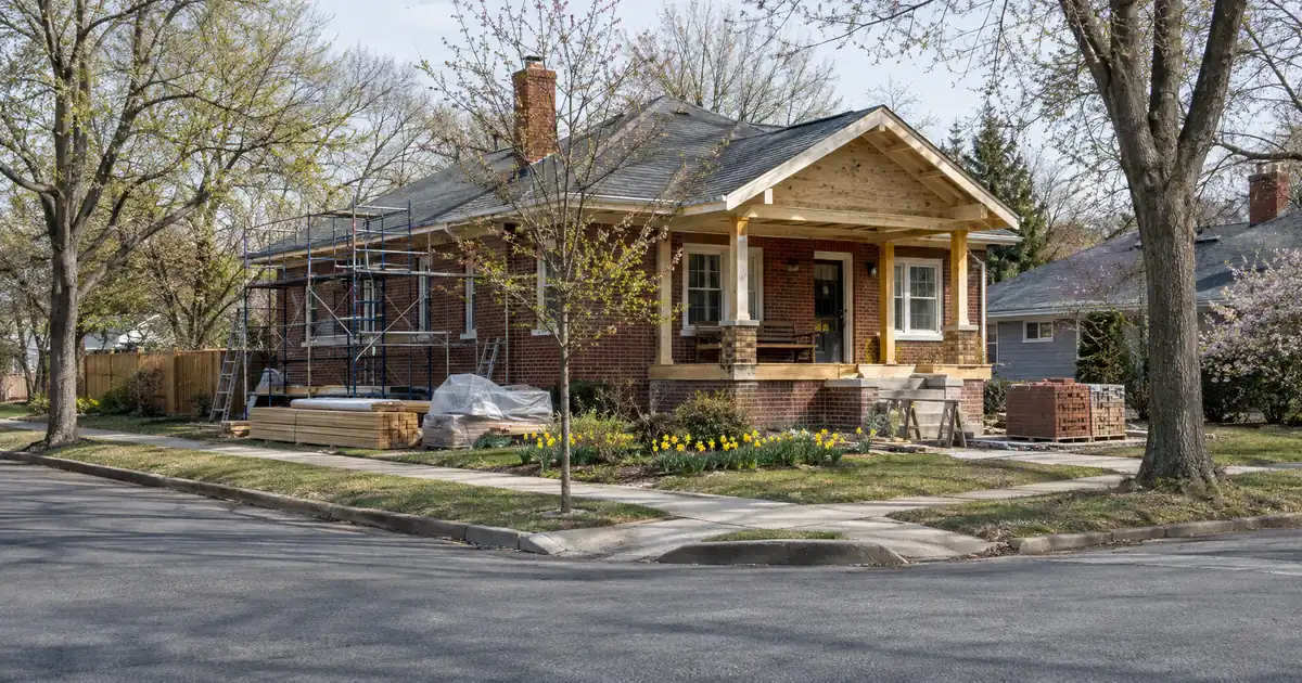40-Year DSCR vs Fix-and-Flip Loan for an LLC
