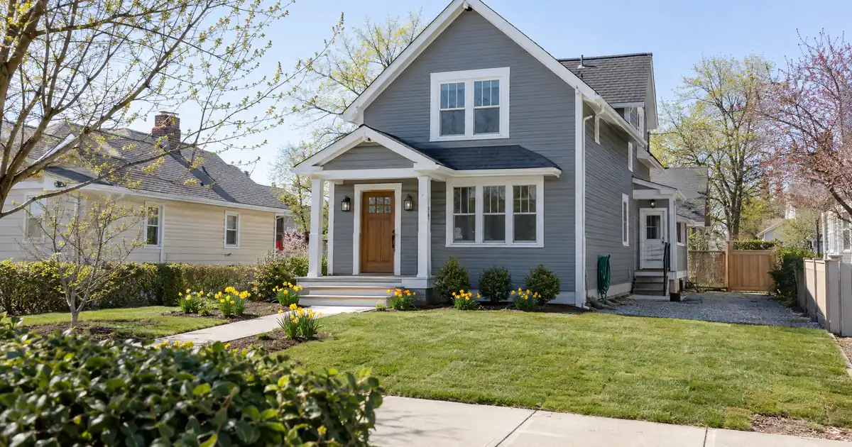 How a Hard Money Lender Weighs Self-Employed Income on a Flip