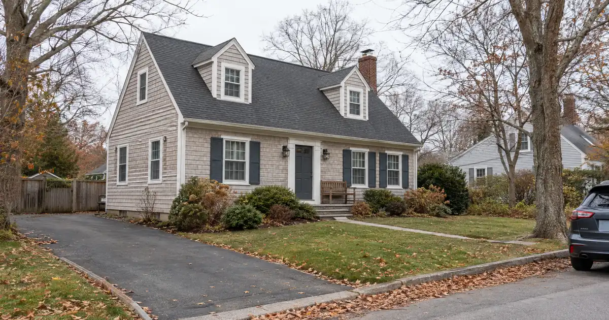 Does a Self-Employed Mortgage Use Your Latest Year or a Two-Year Average?
