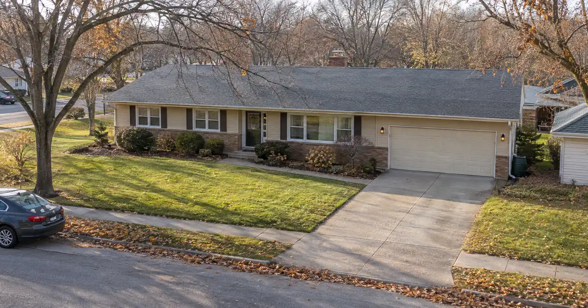 Can You Keep Your Mortgage and Add a HELOC on a Primary Home?