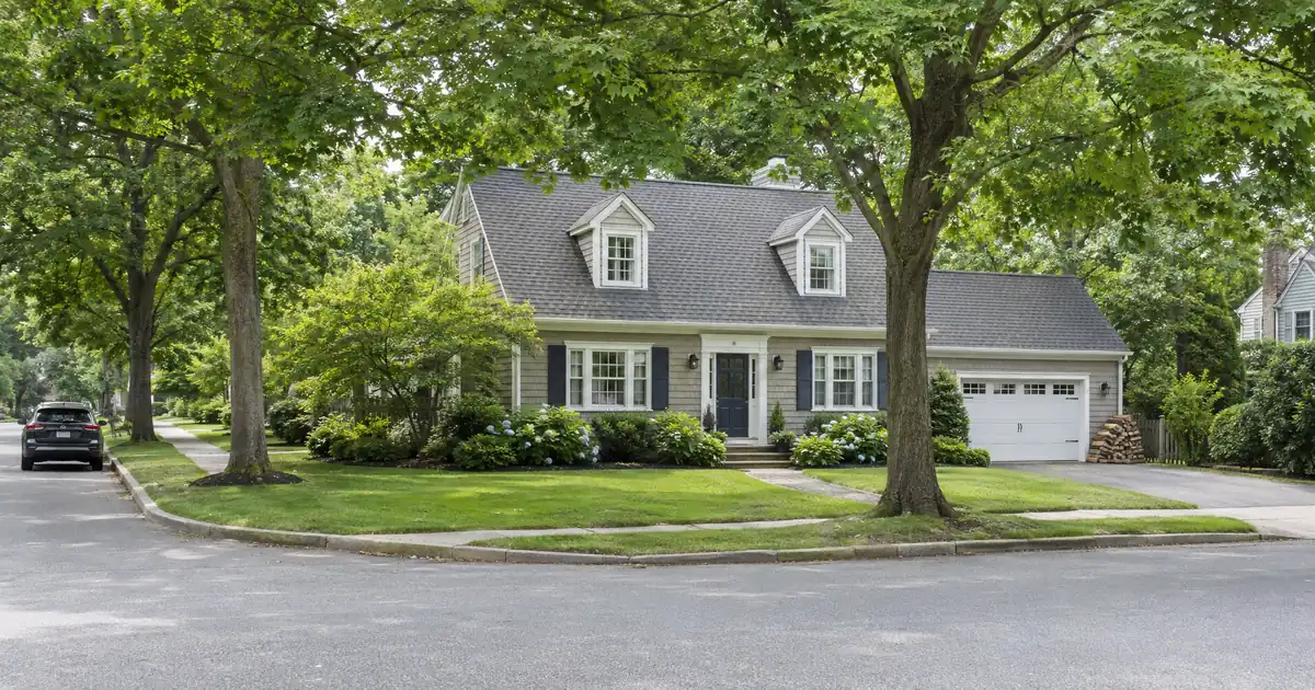 Home Equity Loan Requirements When You’re Not on the Mortgage