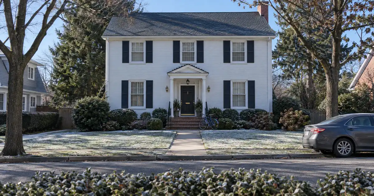 Can You Buy a Second Home Using a HELOC on Your Current Home?