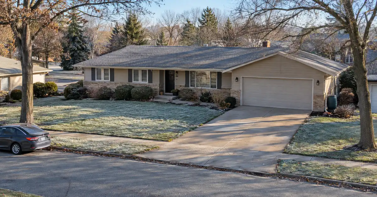 Home Equity Agreement vs HELOC for a Homeowner Short on Cash Flow