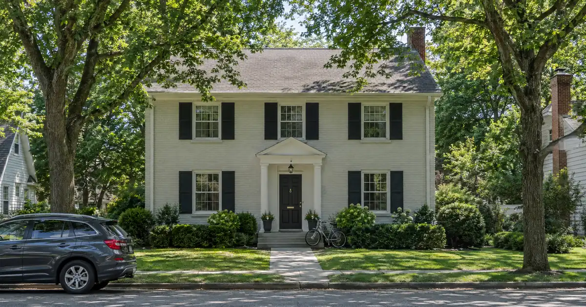 How to Buy a Home on 1099 Income With a Bank Statement Loan