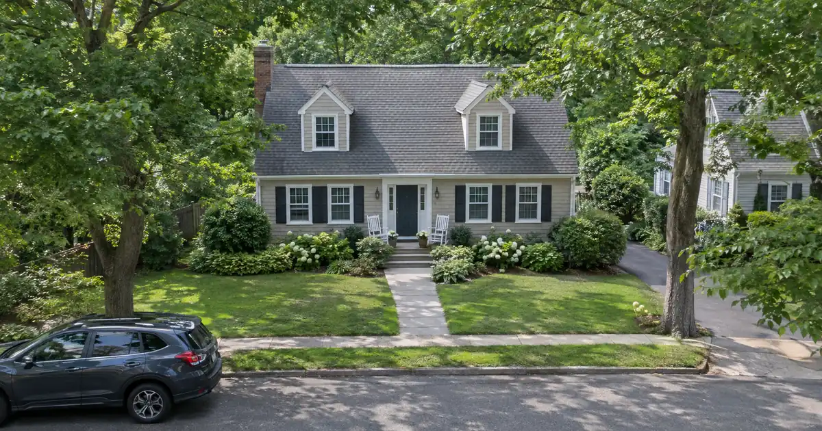 Home Equity Loan vs HELOC for Qualifying on a Primary Home