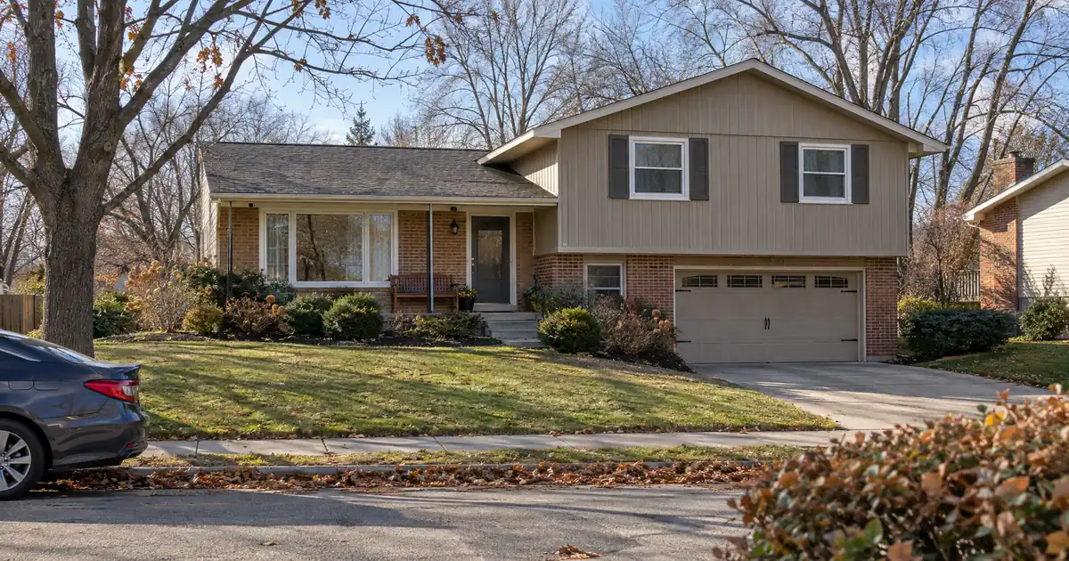 How to Get a Home Equity Line Approved With High Monthly Debts