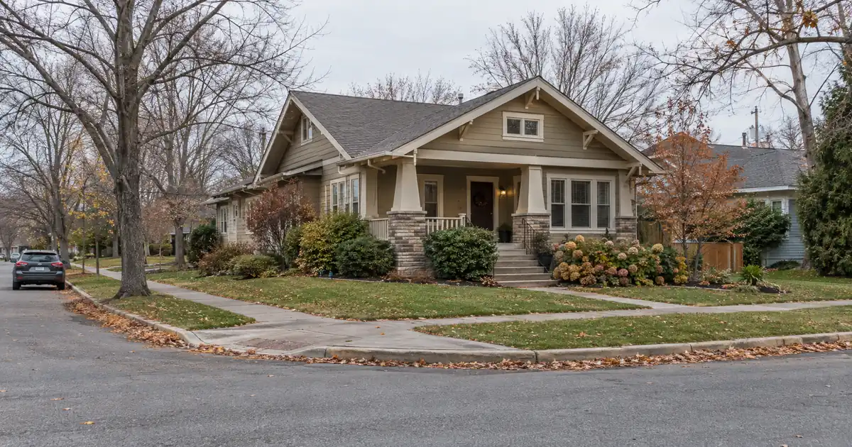 Should a Homeowner Use a HELOC Instead of a 401k Loan?