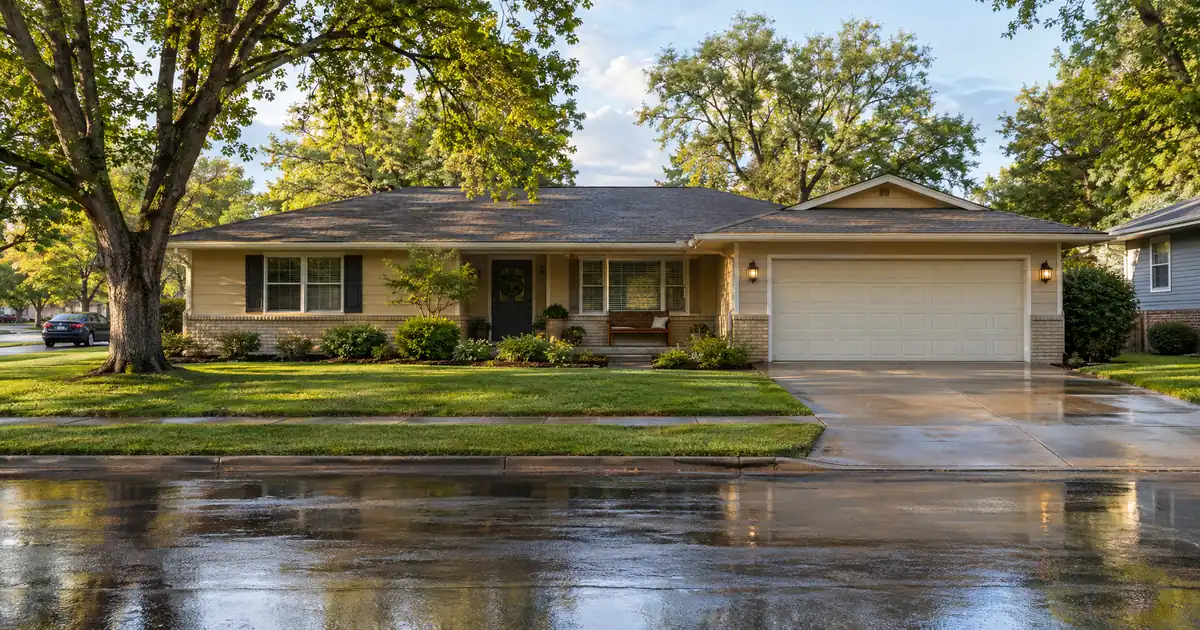 HELOC vs Cash-Out Refinance for a Buyer Right After Closing