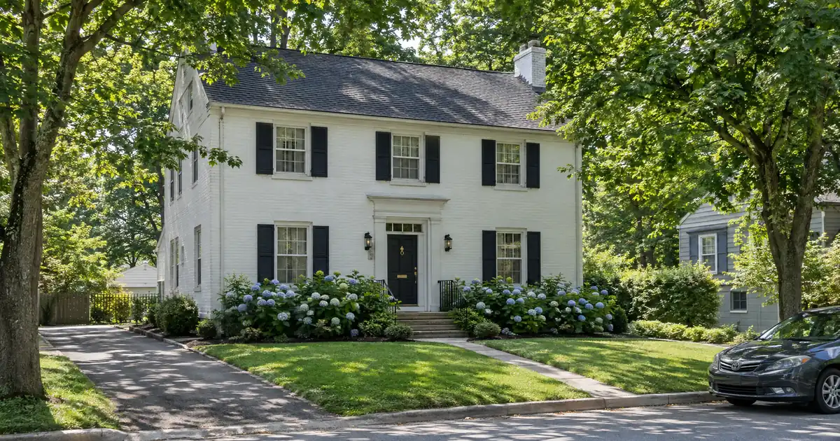 Can a HELOC Fund Your Down Payment Before You Sell the Old Home?