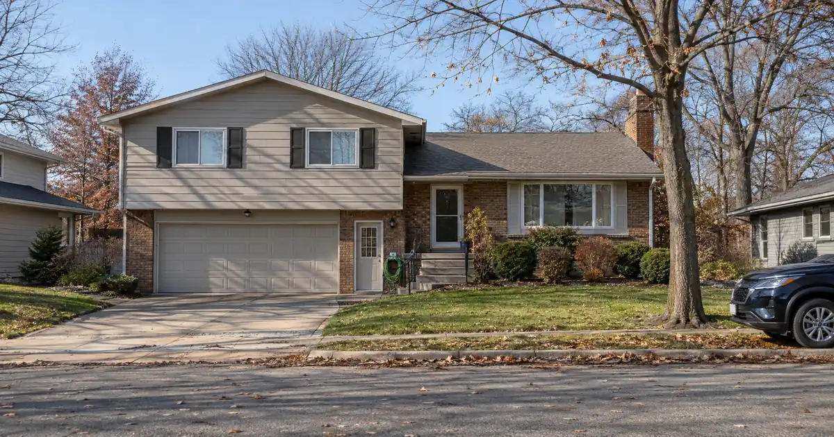 How a Self-Employed Mortgage Lender Counts Income That Just Rose