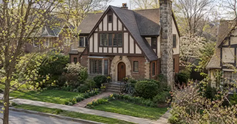 How an Asset Qualifier Rate-and-Term Refinance Works on a Second Home