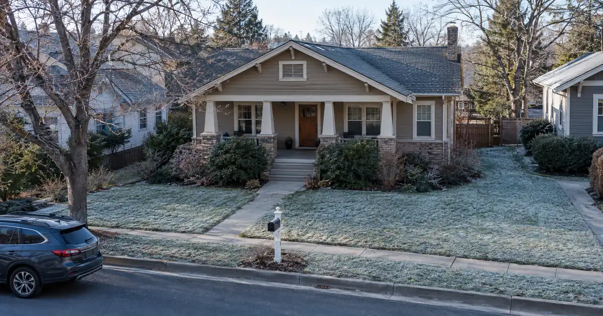 Do a Non-Borrowing Spouse’s Assets Count on an Asset-Based Mortgage?
