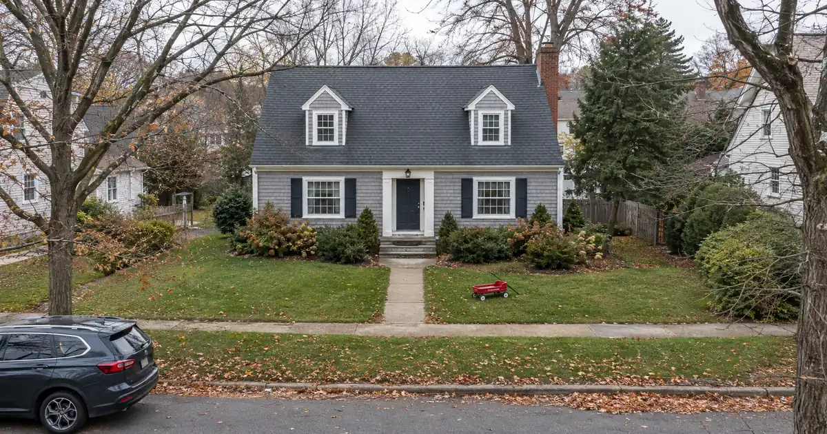 Can You Get a Mortgage With No Income but a Lot of Savings?