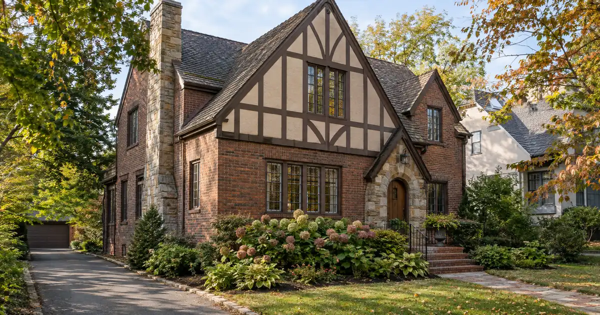 How Snowbirds Get a Mortgage on a Winter Home Without Income