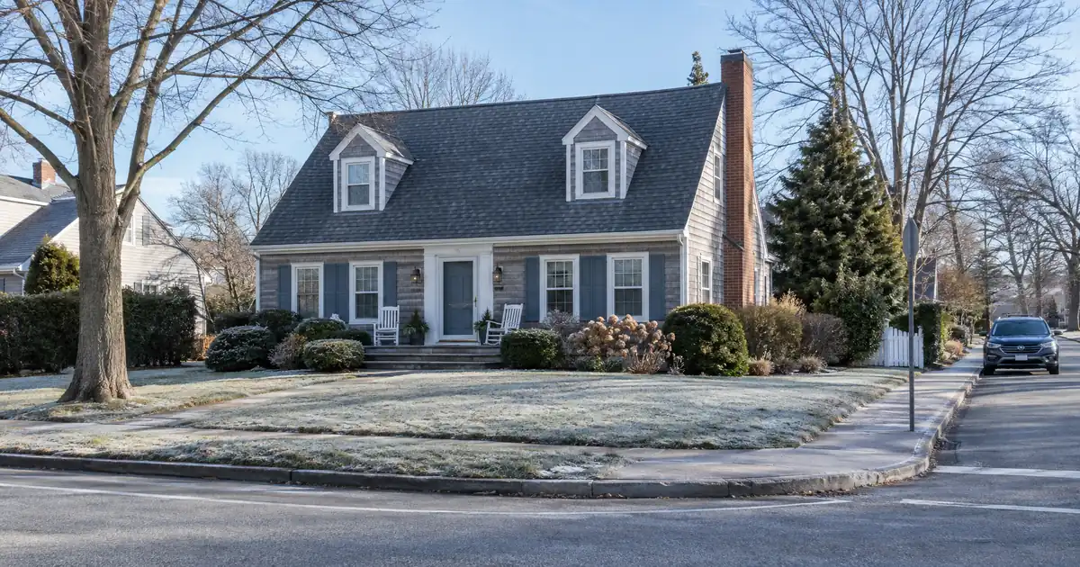 How to Get a Mortgage Between Jobs With a Large Severance