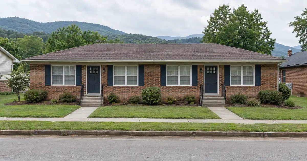 How a Lender Picks Between Asset Qualifier and Asset Depletion on a Tennessee File